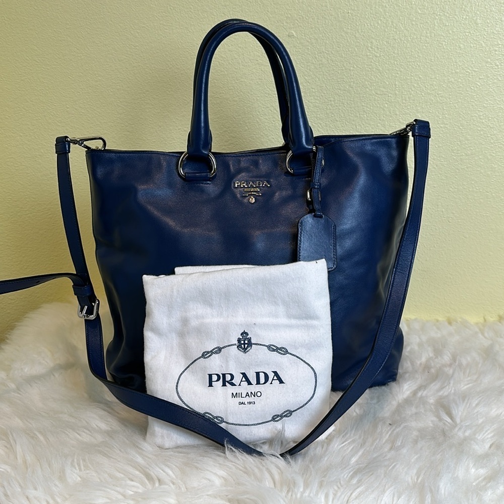 💯Authentic Prada Tote Leather Women's Bag🍀 - Picture 3 of 15